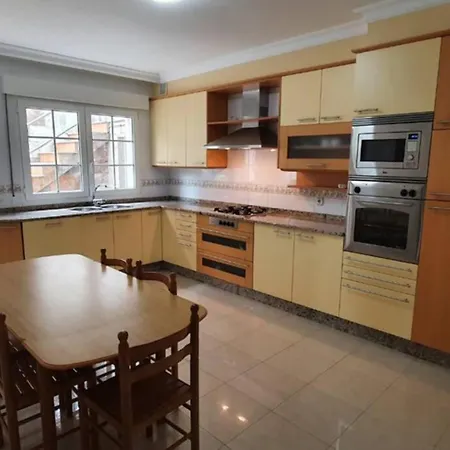 Casa Completa Familiar Y Piscina Vakantiehuis